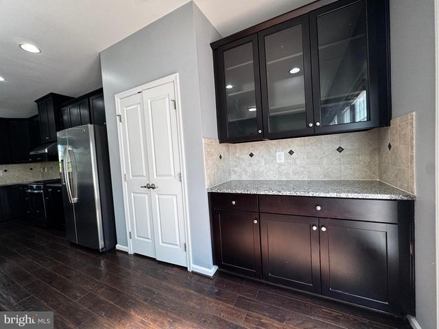 8058 LOCUST MILL ST, Ellicott City, MD 21043