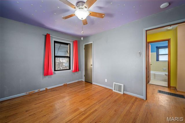 10832 Saint Henry Court, St Ann, MO 63074