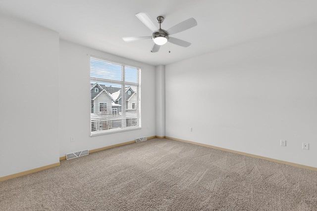 2812 No Oaks Ridge, Fitchburg, WI 53711