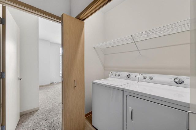 2812 No Oaks Ridge, Fitchburg, WI 53711