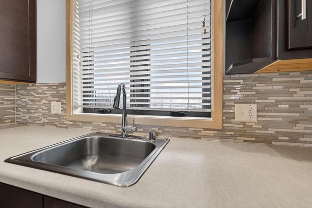 2812 No Oaks Ridge, Fitchburg, WI 53711