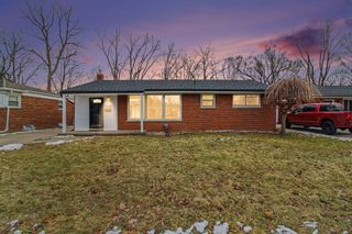 36891 Thinbark Street, Wayne City, MI 48184