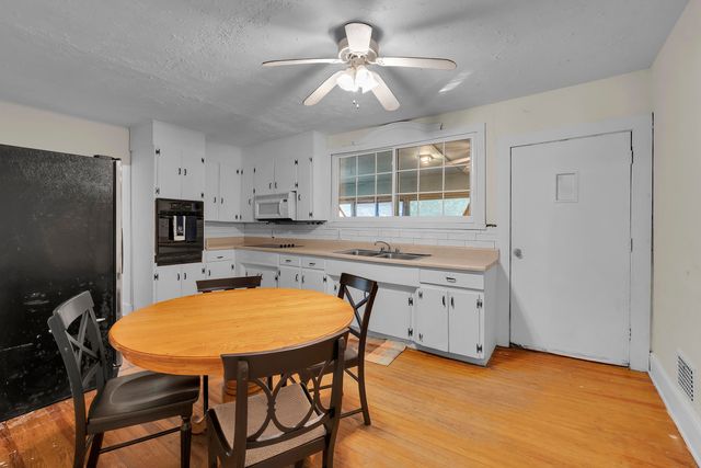 442 Saint Andrews Street, Spartanburg, SC 29306