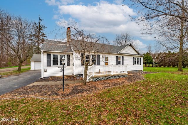 2 Brown Road, Schaghticoke, NY 12154