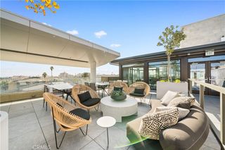 709 E Walnut Street 215, Pasadena, CA 91101