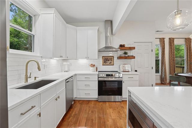 2033 Ridgedale Road NE, Atlanta, GA 30317