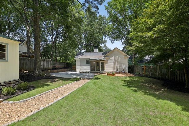 2033 Ridgedale Road NE, Atlanta, GA 30317