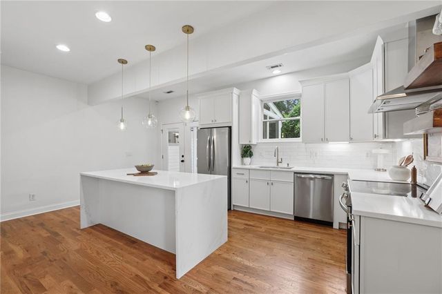 2033 Ridgedale Road NE, Atlanta, GA 30317