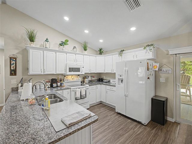 12368 SW 81ST STREET, Dunnellon, FL 34432