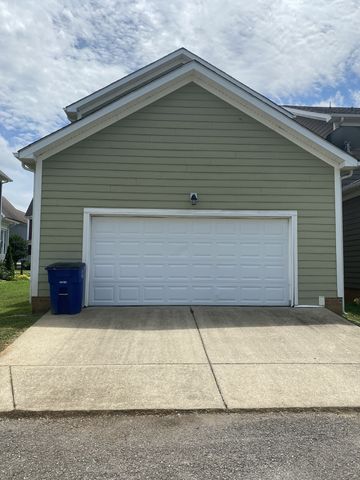 105 St Charles Pl, Shelbyville, TN 37160