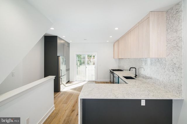 1532 CATHARINE ST, Philadelphia, PA 19146