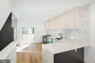 1532 CATHARINE ST, Philadelphia, PA 19146