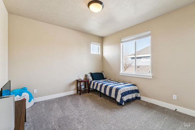 2545 E Taormina Dr, Meridian, ID 83642