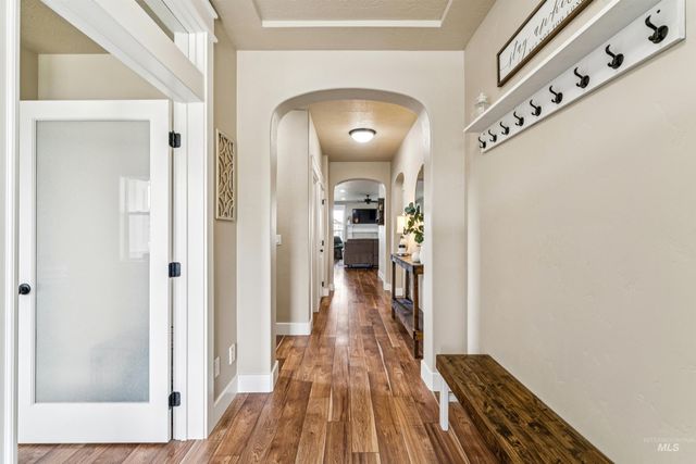 2545 E Taormina Dr, Meridian, ID 83642