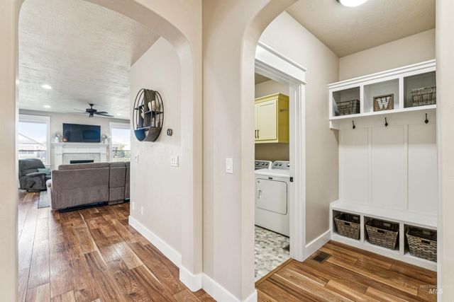 2545 E Taormina Dr, Meridian, ID 83642