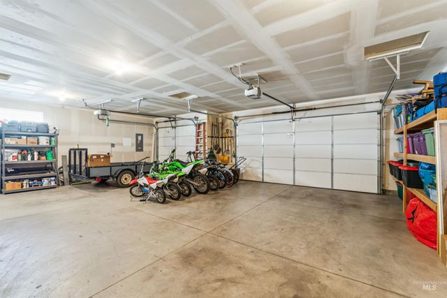 2545 E Taormina Dr, Meridian, ID 83642