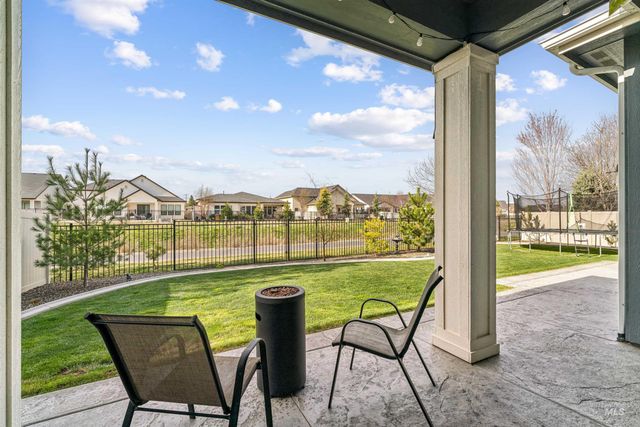 2545 E Taormina Dr, Meridian, ID 83642