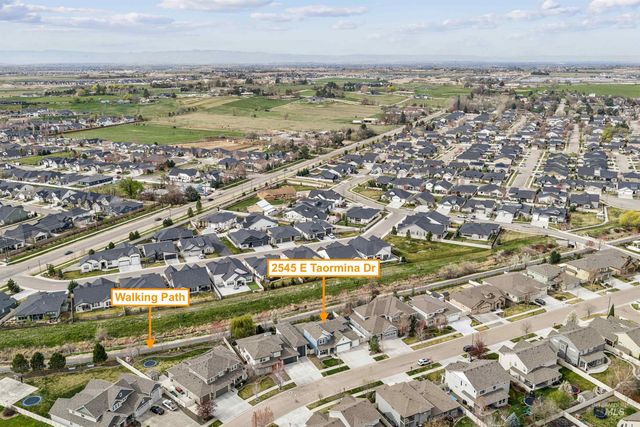2545 E Taormina Dr, Meridian, ID 83642