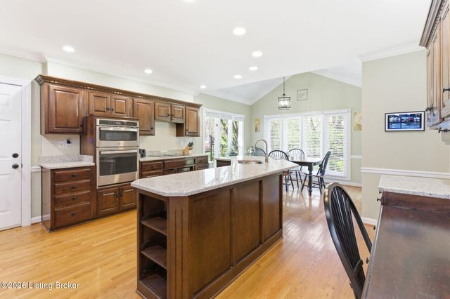 7005 New Bern Ct, Prospect, KY 40059