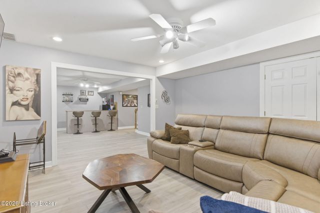 7005 New Bern Ct, Prospect, KY 40059