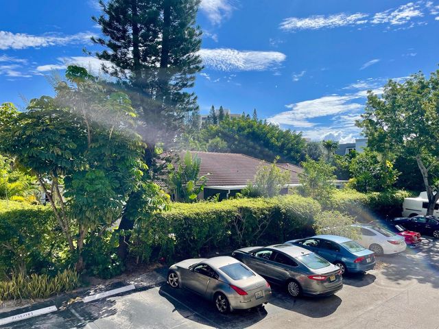 1000 Spanish River Road 2n, Boca Raton, FL 33432