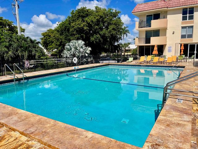 1000 Spanish River Road 2n, Boca Raton, FL 33432