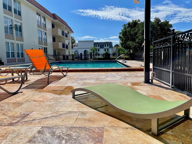 1000 Spanish River Road 2n, Boca Raton, FL 33432