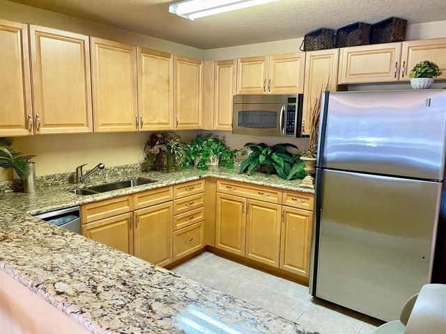 1000 Spanish River Road 2n, Boca Raton, FL 33432