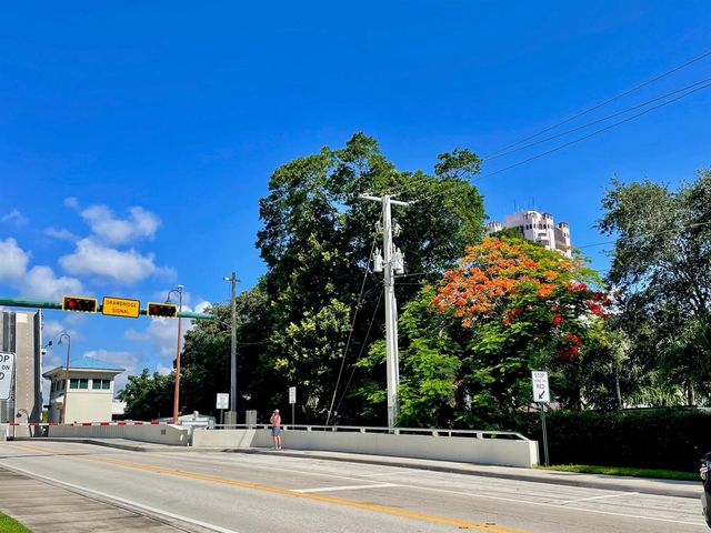 1000 Spanish River Road 2n, Boca Raton, FL 33432
