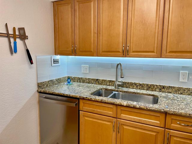 1000 Spanish River Road 2n, Boca Raton, FL 33432
