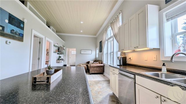 215 S Villard Avenue, Red Lodge, MT 59068