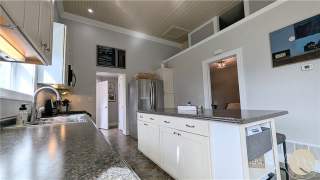 215 S Villard Avenue, Red Lodge, MT 59068