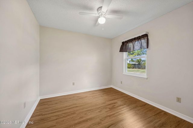 1994 APOPKA Drive, Middleburg, FL 32068