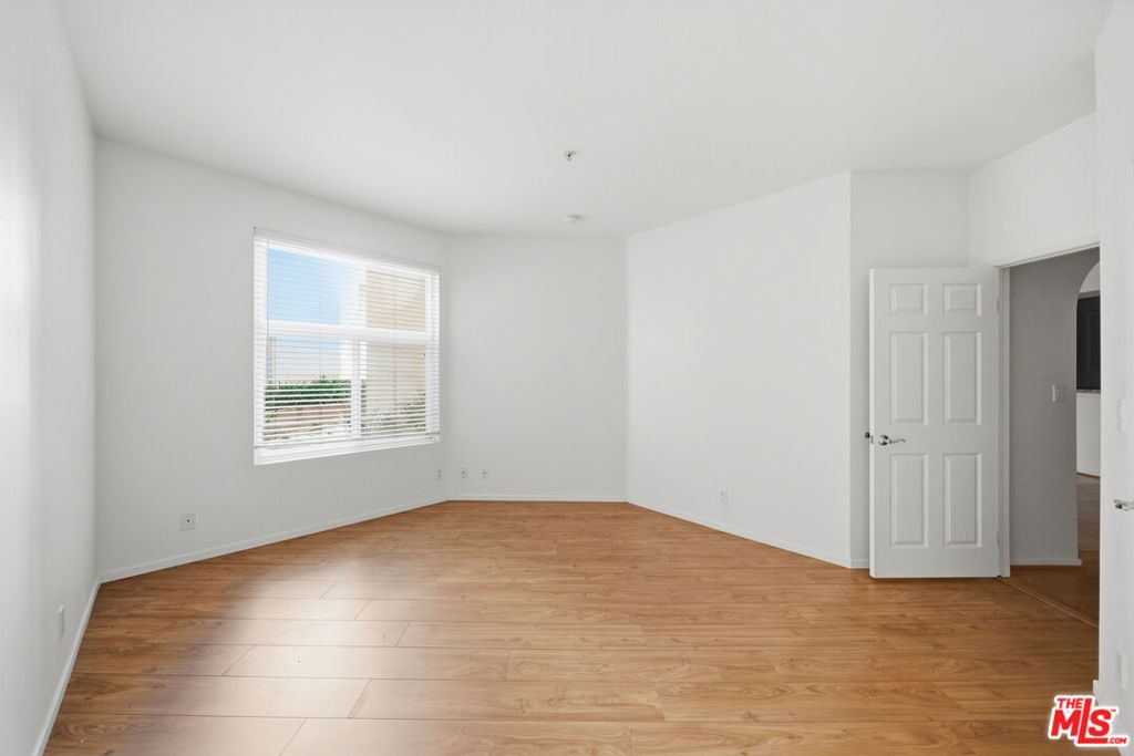 620 S Gramercy Place 127, Los Angeles, CA 90005