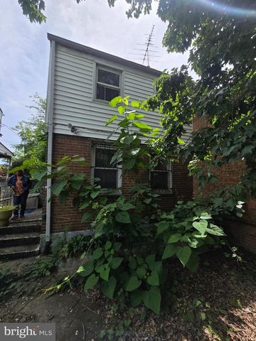 812 DIVISION AVE NE, Washington, DC 20019