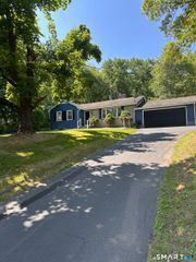 665 Bloomfield Avenue, Windsor, CT 06095