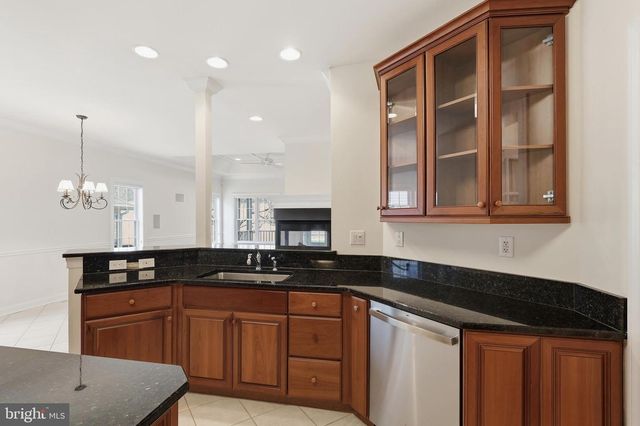 302 BLUE HERON CT, New Hope, PA 18938