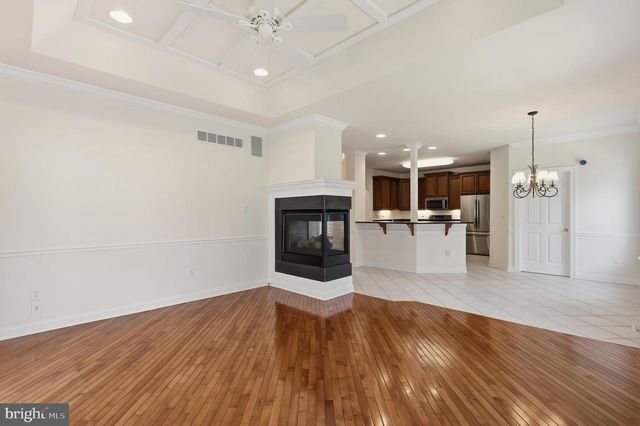 302 BLUE HERON CT, New Hope, PA 18938