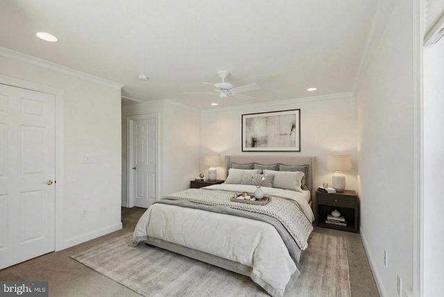 302 BLUE HERON CT, New Hope, PA 18938