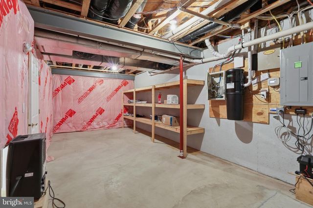 302 BLUE HERON CT, New Hope, PA 18938