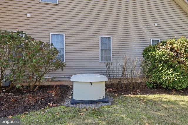 302 BLUE HERON CT, New Hope, PA 18938