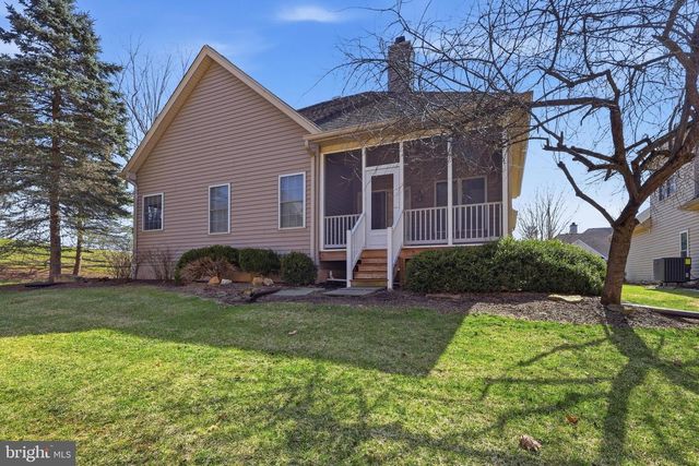 302 BLUE HERON CT, New Hope, PA 18938