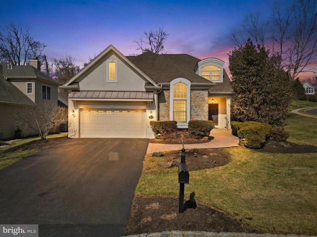 302 BLUE HERON CT, New Hope, PA 18938