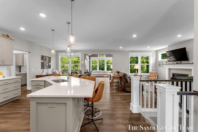 17952 Spring Tree Court, Spring Lake, MI 49456