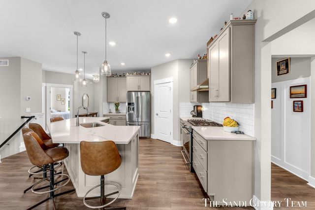 17952 Spring Tree Court, Spring Lake, MI 49456