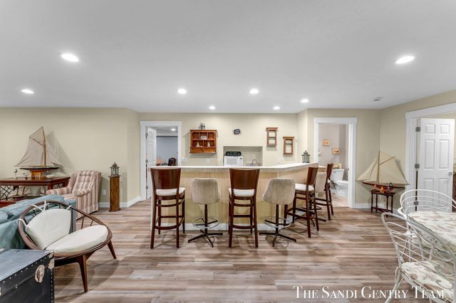 17952 Spring Tree Court, Spring Lake, MI 49456