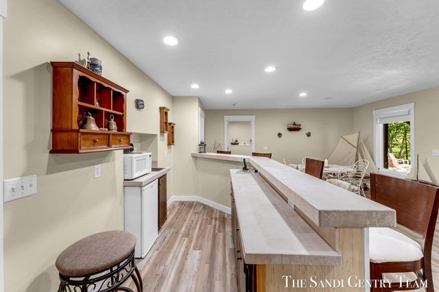 17952 Spring Tree Court, Spring Lake, MI 49456