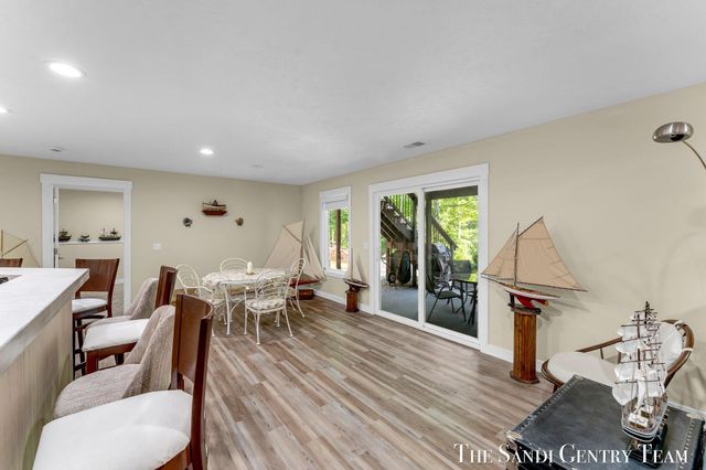 17952 Spring Tree Court, Spring Lake, MI 49456