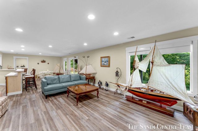 17952 Spring Tree Court, Spring Lake, MI 49456