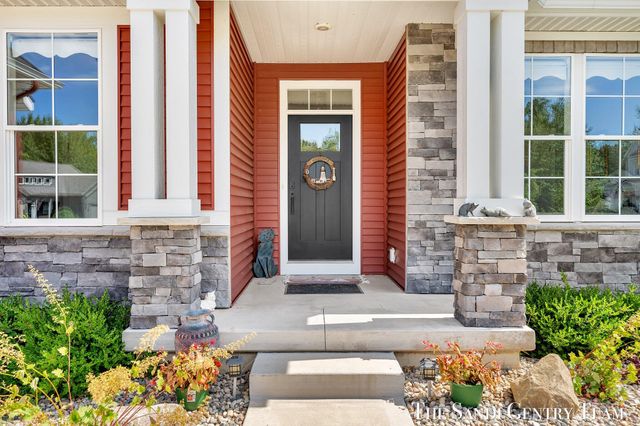 17952 Spring Tree Court, Spring Lake, MI 49456